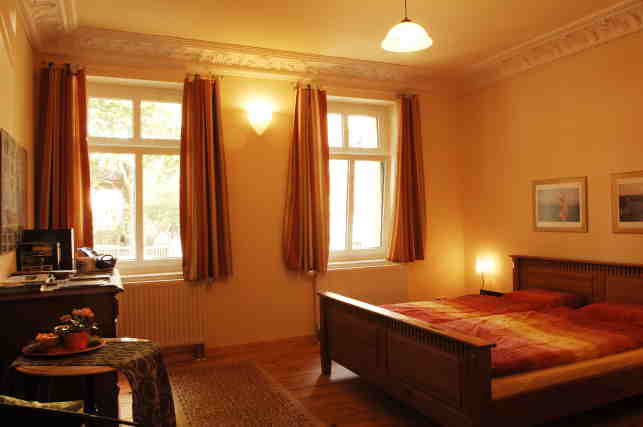 Ein Schlafzimmer der Fewo, Nichtraucher Ferienwohnung Berlin